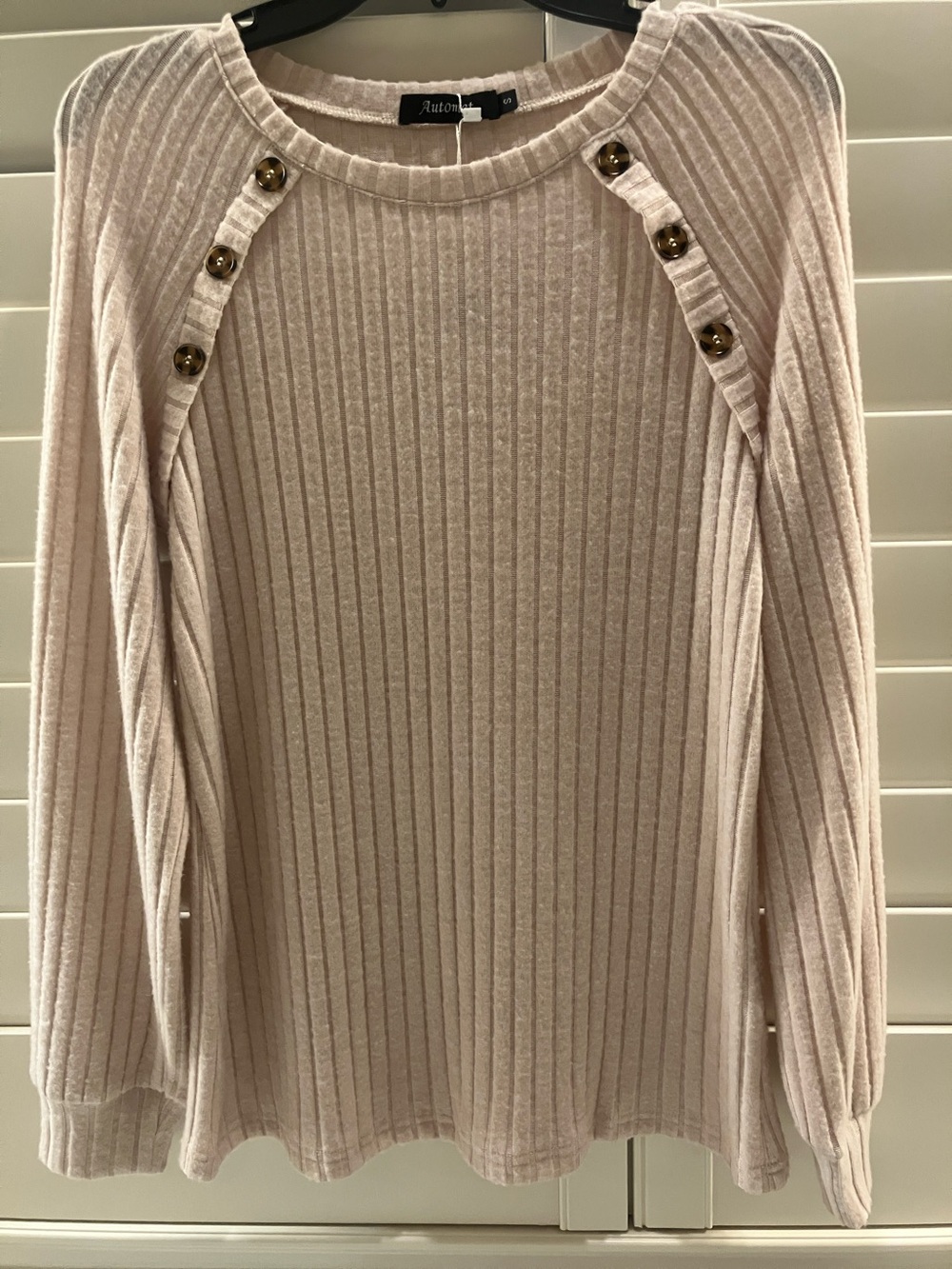 NEW Automet Ribbed Button-Shoulder Sweater